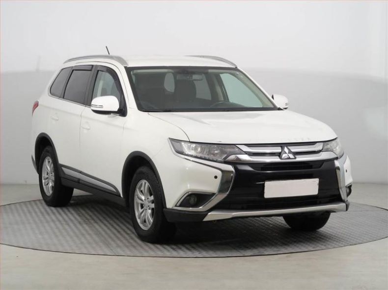 Mitsubishi Outlander - hlavní fotka inzerátu