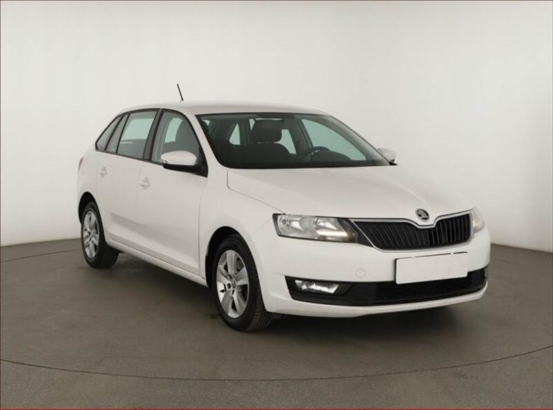 Škoda Rapid - hlavní foto