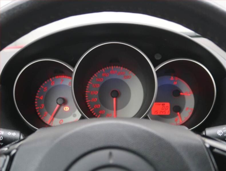 Mazda 3 - hlavní fotka