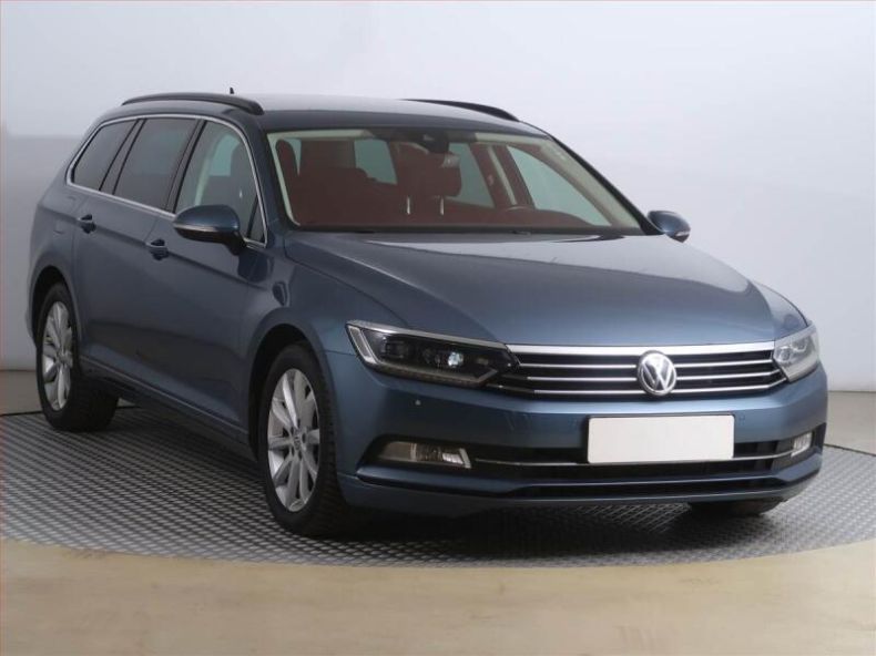 Volkswagen Passat - hlavní fotka inzerátu