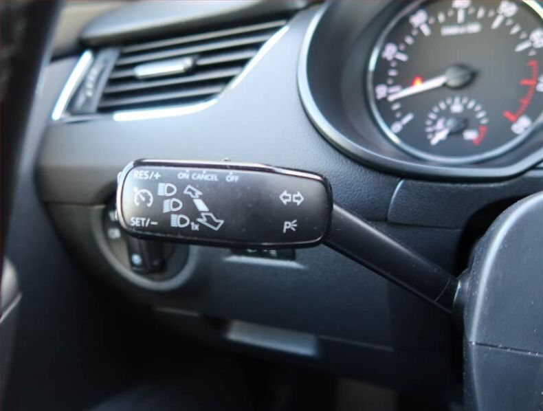 Škoda Octavia - hlavní fotka