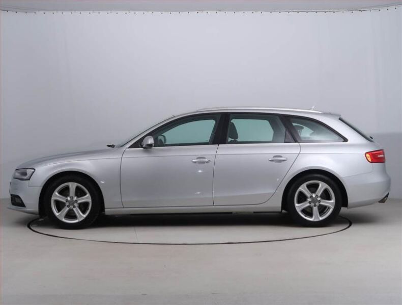 Audi A4 - hlavní fotka