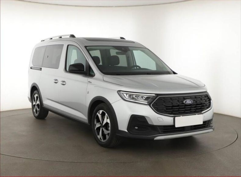 Ford Tourneo - hlavní fotka