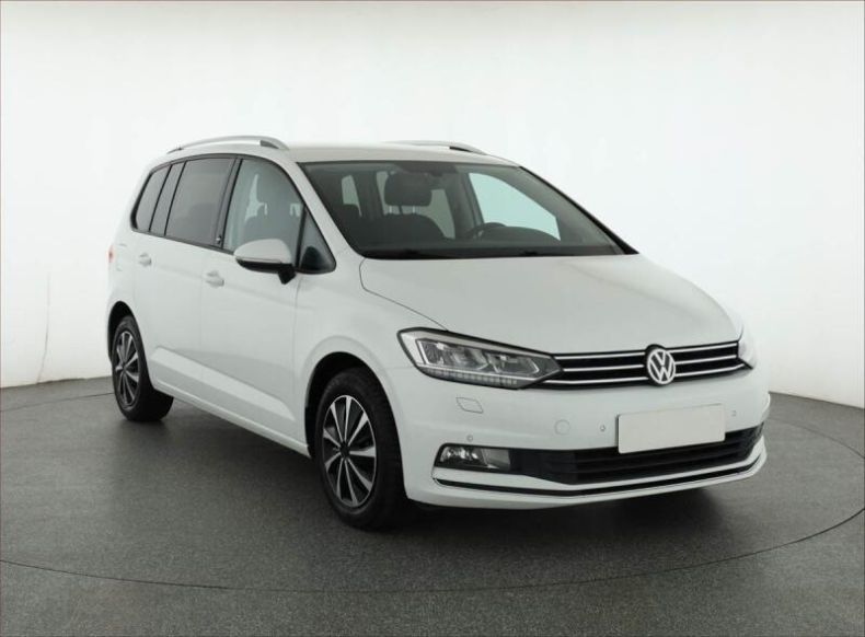 Volkswagen Touran - hlavní foto