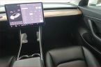 Tesla Model 3 - fotka číslo 7