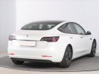 Tesla Model 3 - fotka číslo 4