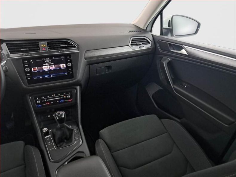 Volkswagen Tiguan - hlavní fotka