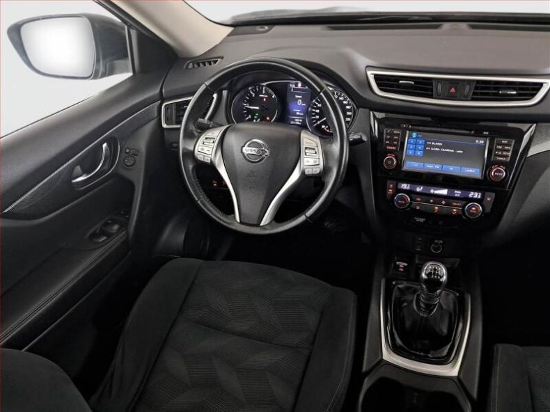 Nissan X-Trail - hlavní fotka inzerátu