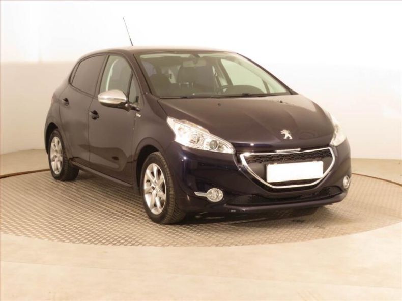 Peugeot 208 - hlavní foto