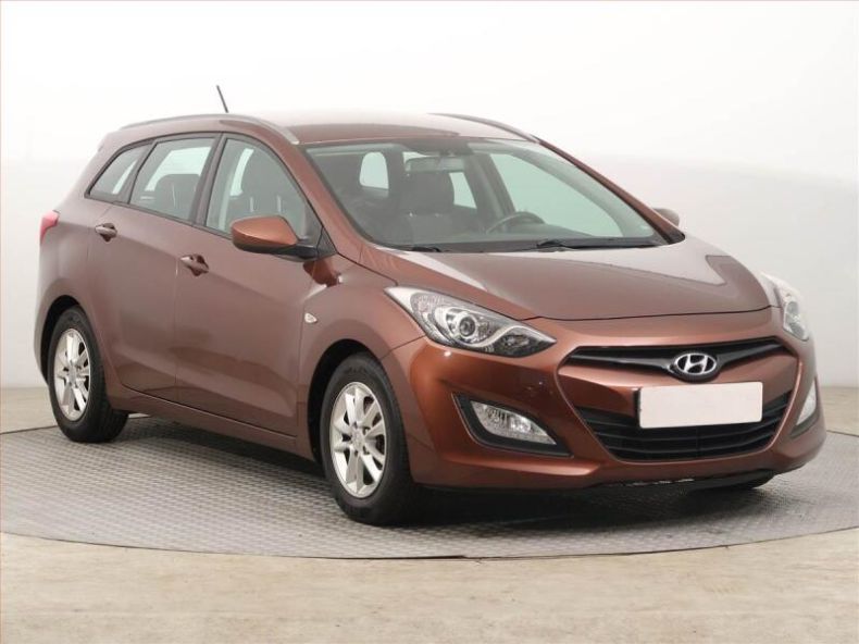 Hyundai i30 - hlavní foto