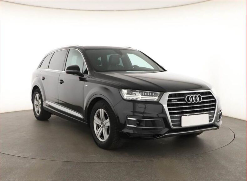 Audi Q7 - hlavní fotka