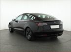 Tesla Model 3 - fotka číslo 3