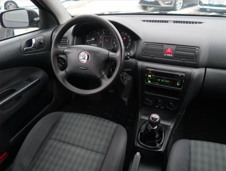 Škoda Octavia - hlavní fotka inzerátu