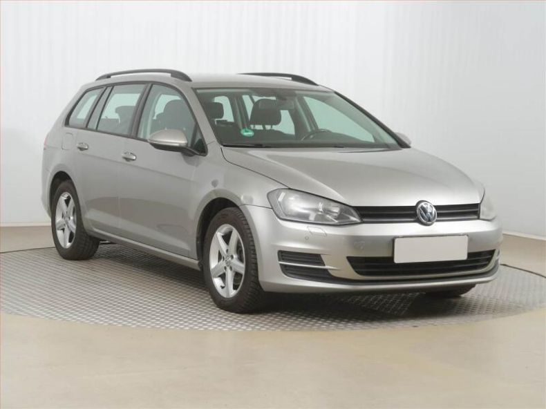 Volkswagen Golf - hlavní fotka inzerátu