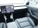 Tesla Model 3 - fotka číslo 7
