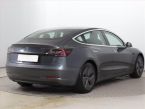Tesla Model 3 - fotka číslo 4
