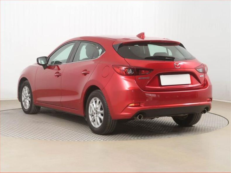 Mazda 3 - hlavní fotka