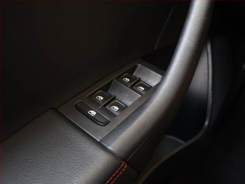 Škoda Rapid - hlavní fotka