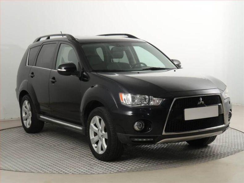 Mitsubishi Outlander - hlavní fotka inzerátu
