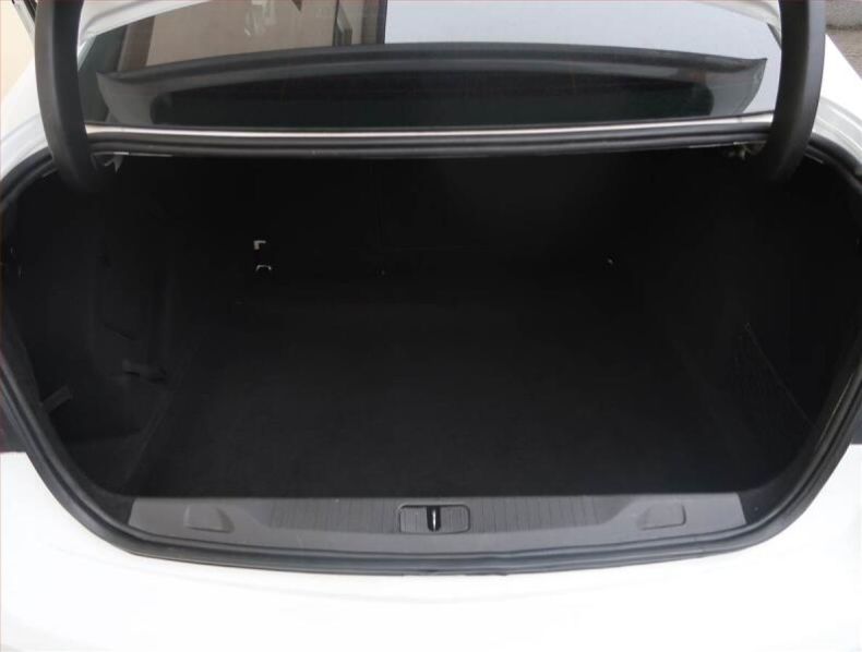 Opel Astra - hlavní fotka