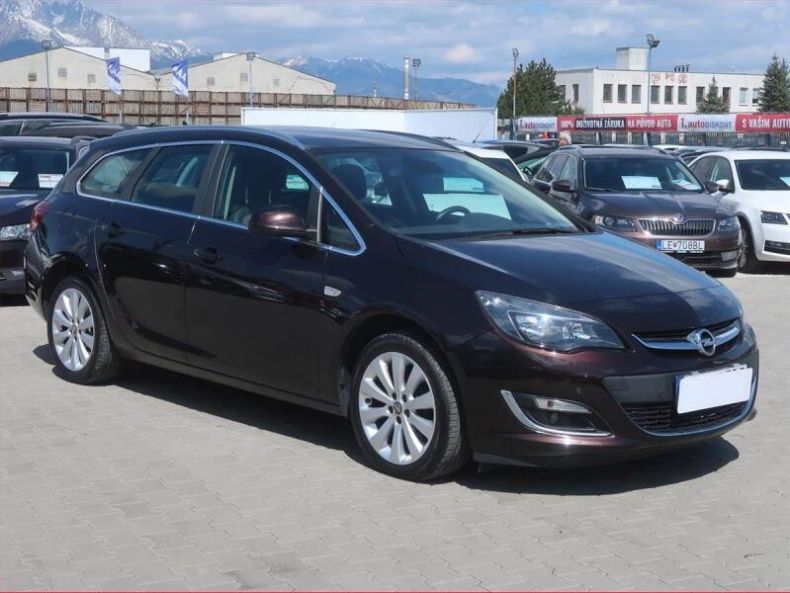 Opel Astra - hlavní fotka inzerátu