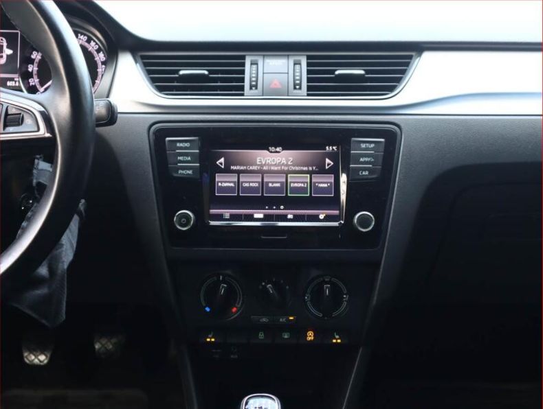 Škoda Rapid - hlavní fotka