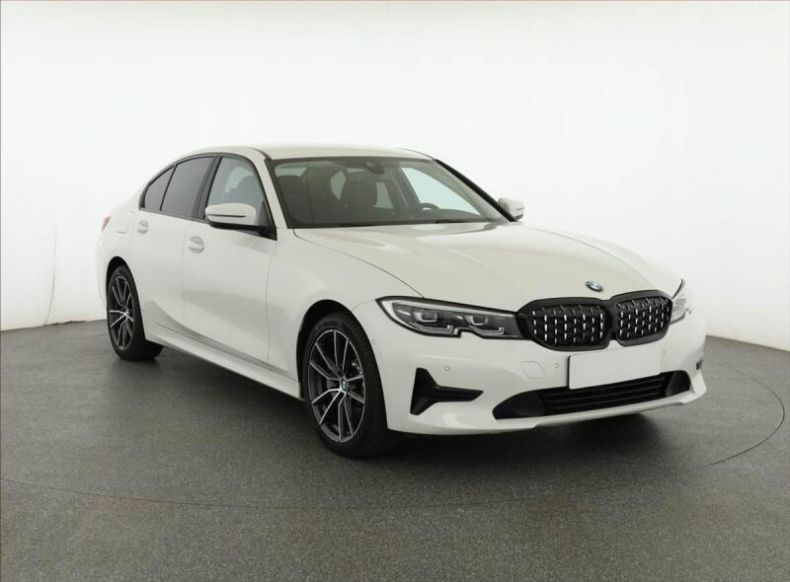 BMW Řada 3 - hlavní foto