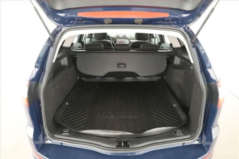 Ford Mondeo - hlavní foto