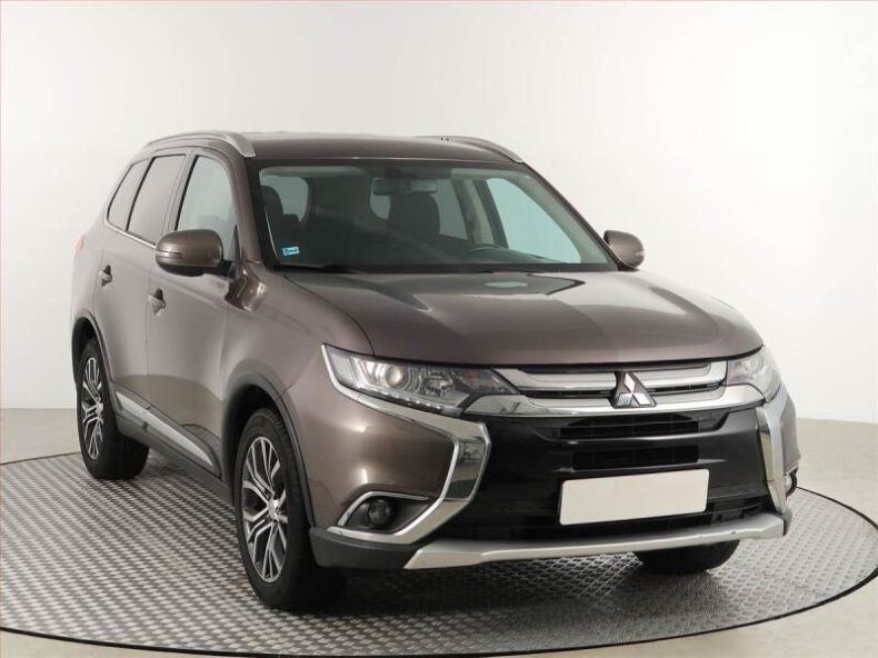 Mitsubishi Outlander - hlavní fotka inzerátu