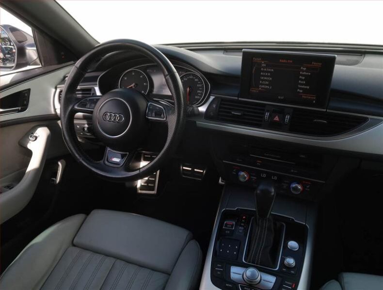 Audi A6 - hlavní fotka