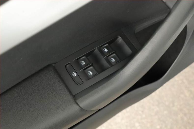 Škoda Octavia - hlavní fotka