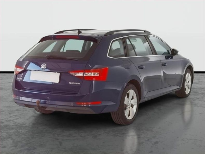Škoda Superb - hlavní fotka