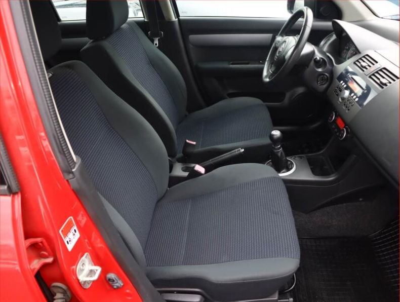 Suzuki Swift - hlavní fotka