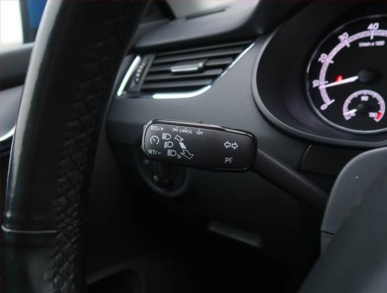 Škoda Octavia - hlavní fotka