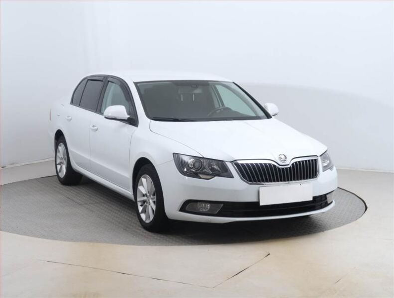 Škoda Superb - hlavní fotka inzerátu