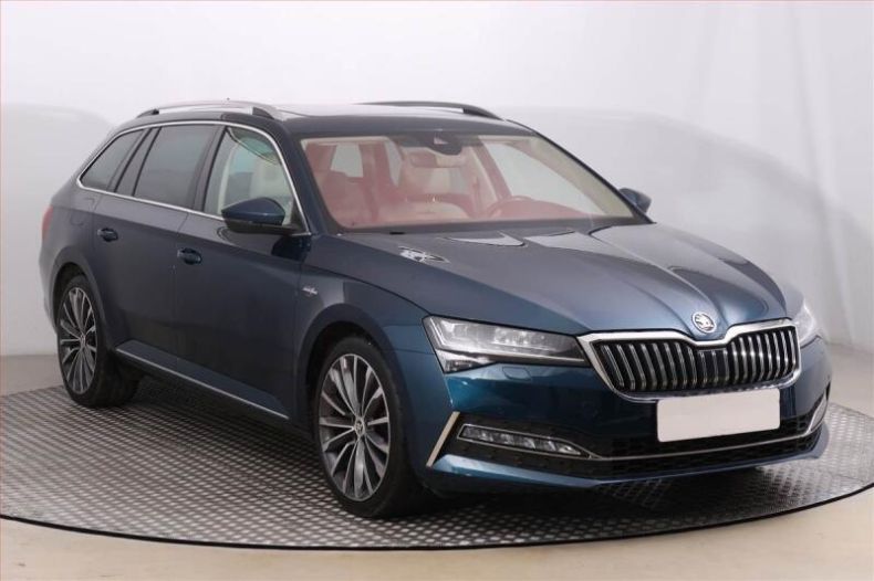 Škoda Superb - hlavní foto