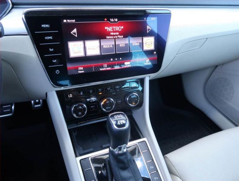 Škoda Superb - hlavní fotka