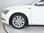 Škoda Superb - fotka číslo 14