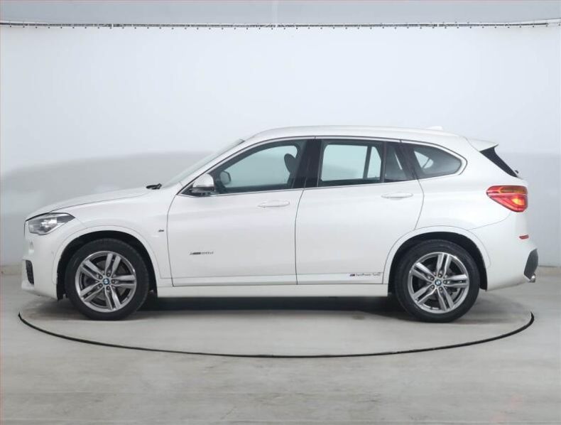 BMW X1 - hlavní fotka