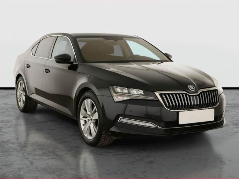 Škoda Superb - hlavní foto