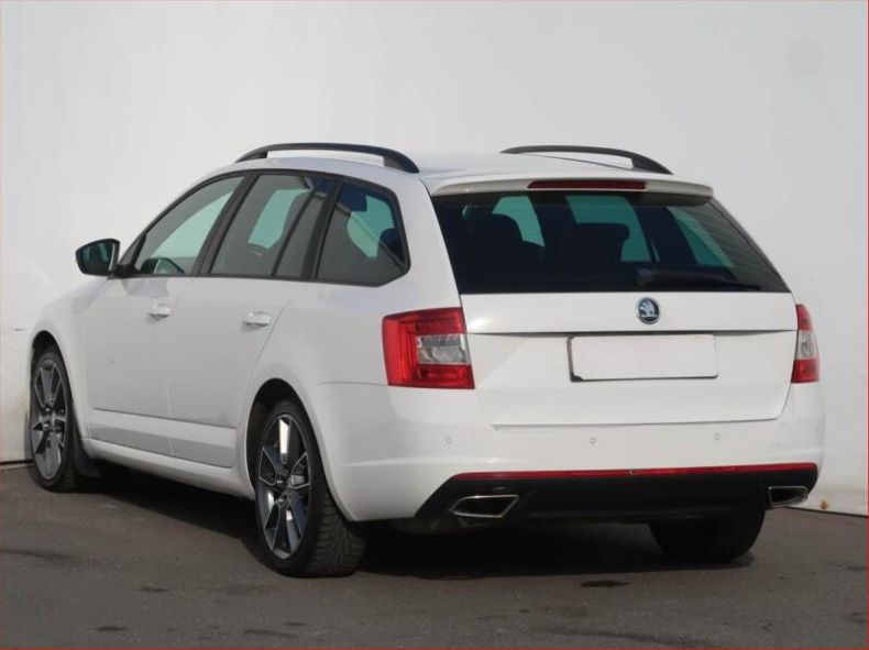 Škoda Octavia - hlavní fotka
