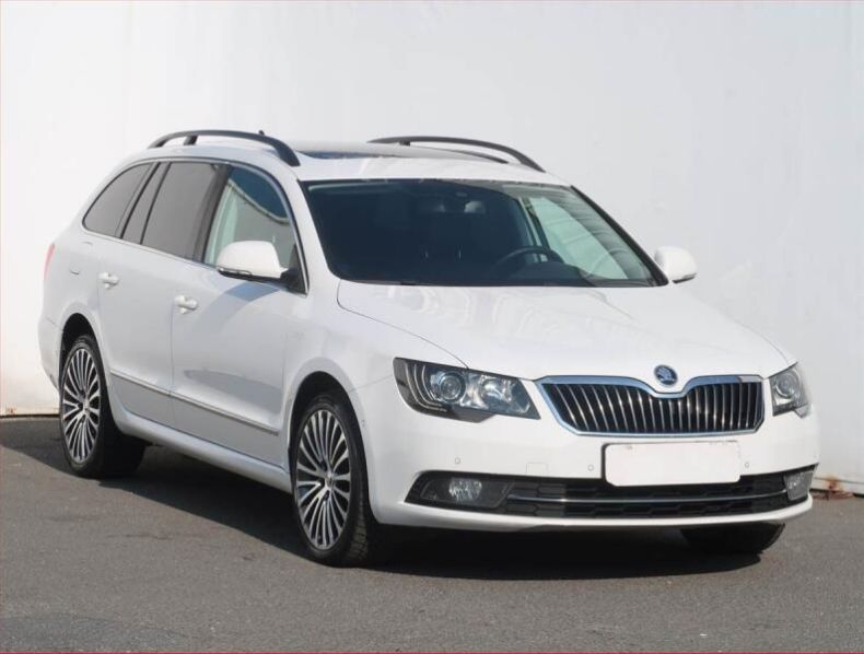 Škoda Superb - hlavní fotka inzerátu