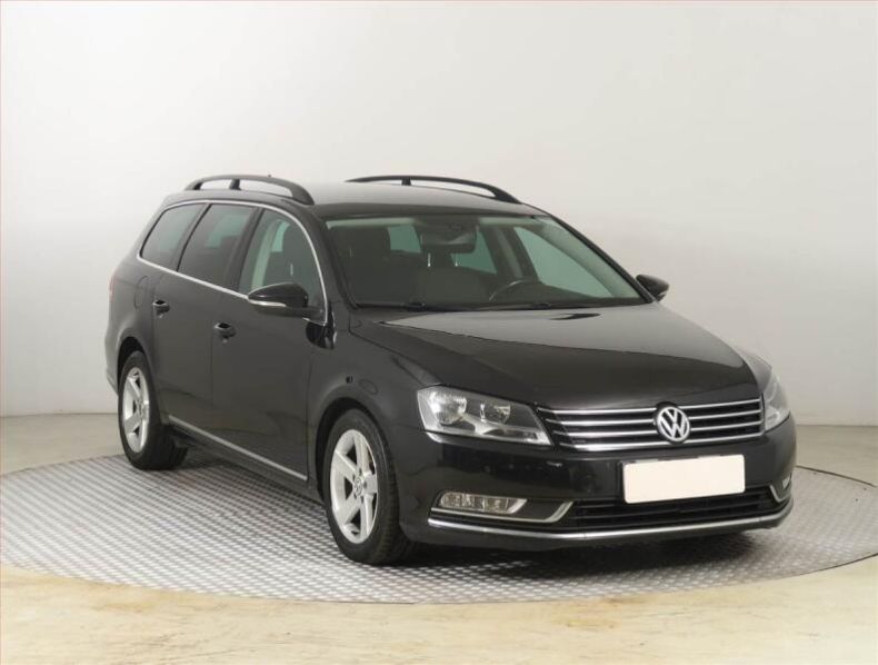 Volkswagen Passat - hlavní fotka inzerátu