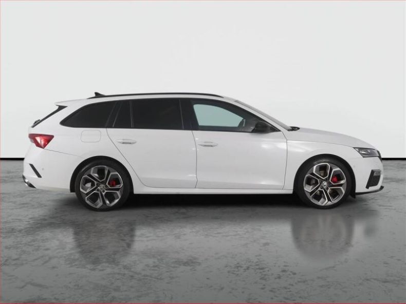 Škoda Octavia - hlavní fotka