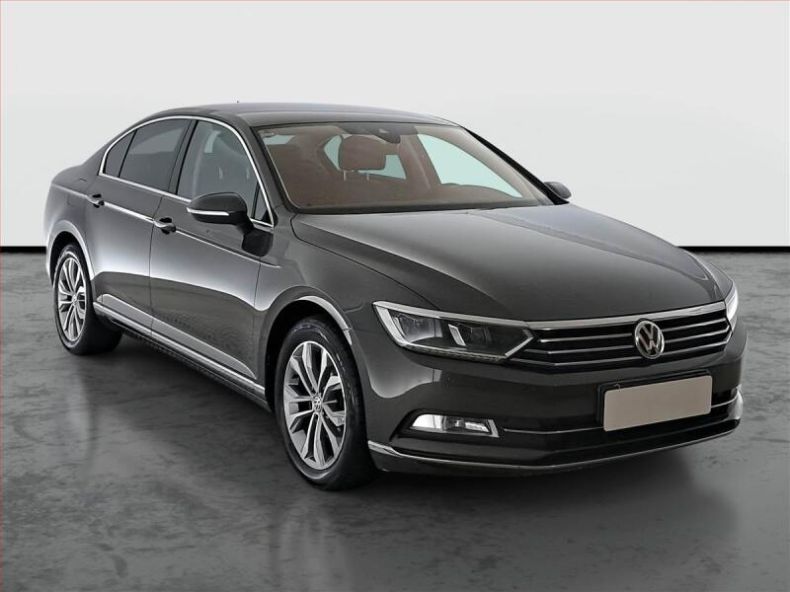 Volkswagen Passat - hlavní fotka inzerátu