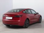 Tesla Model 3 - fotka číslo 4