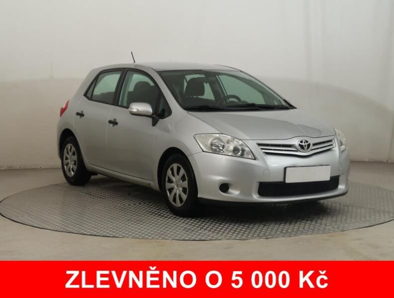 Toyota Auris - hlavní foto