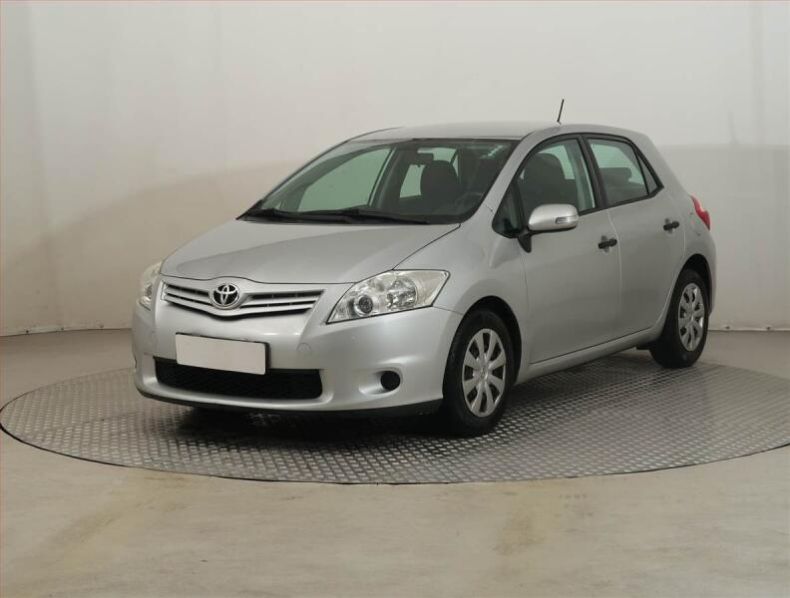 Toyota Auris - hlavní fotka