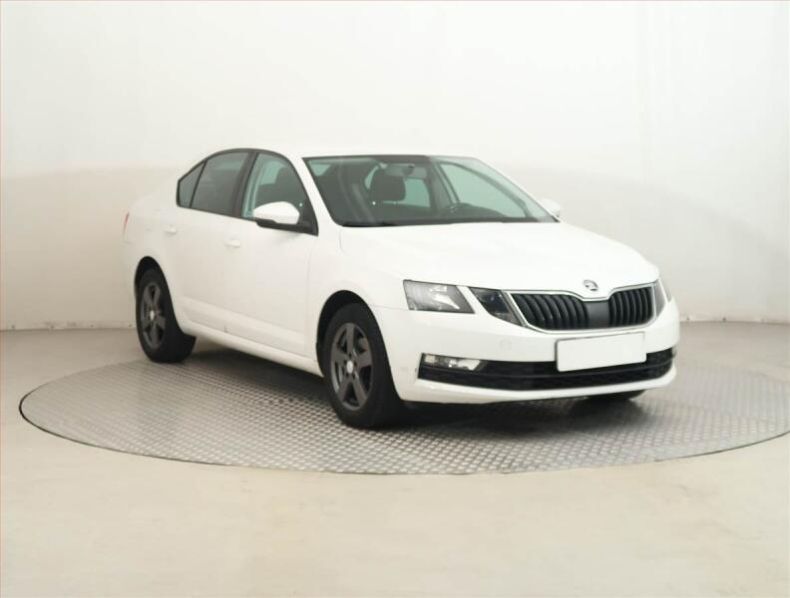 Škoda Octavia - hlavní foto