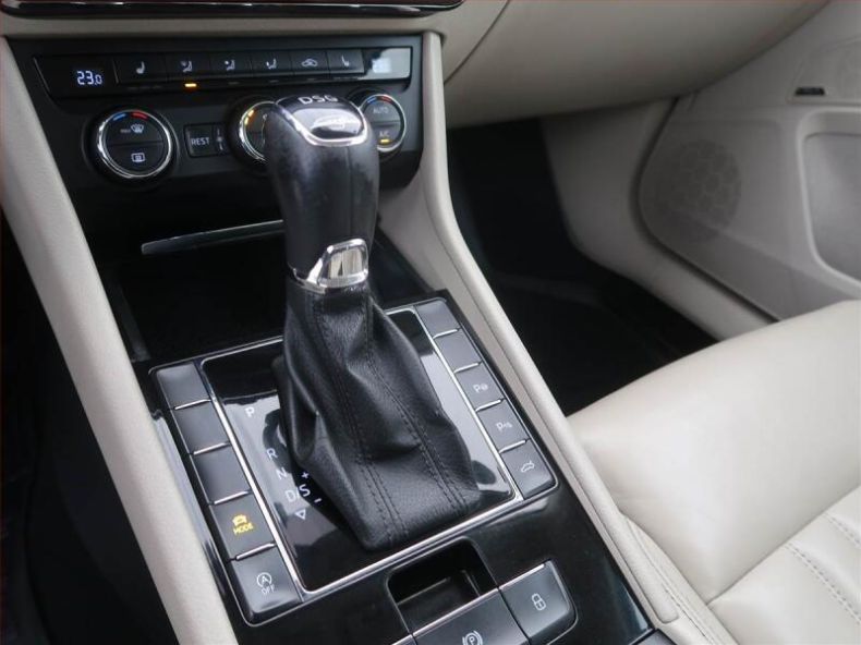 Škoda Superb - hlavní fotka